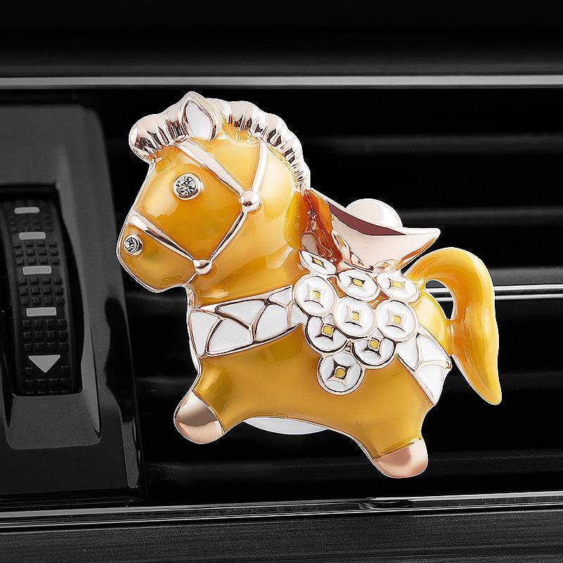 Auto perfume ornament jewelry Inner air -conditioned air -conditioned air outlet Cover immediately with money aromatherapy to remove odor, car perfume