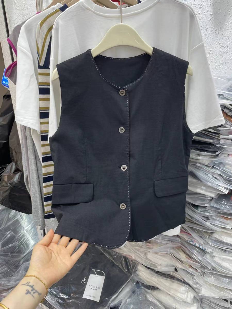 Xiaoxiangfeng casual vest female 2024 summer European goods fashionable versatile thin sleeveless shoulder cardigan outer jacket