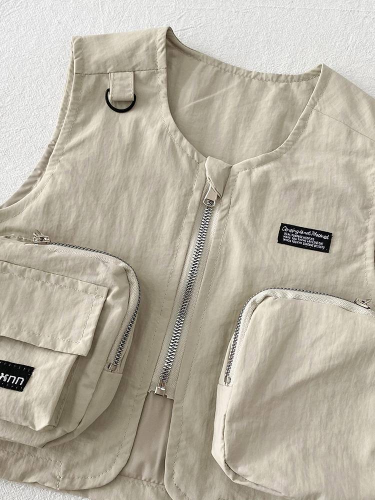 Boys multiplayer functional sleeveless workpiece vest 2024 Summer new children's pure cotton jackets Small children summer dress