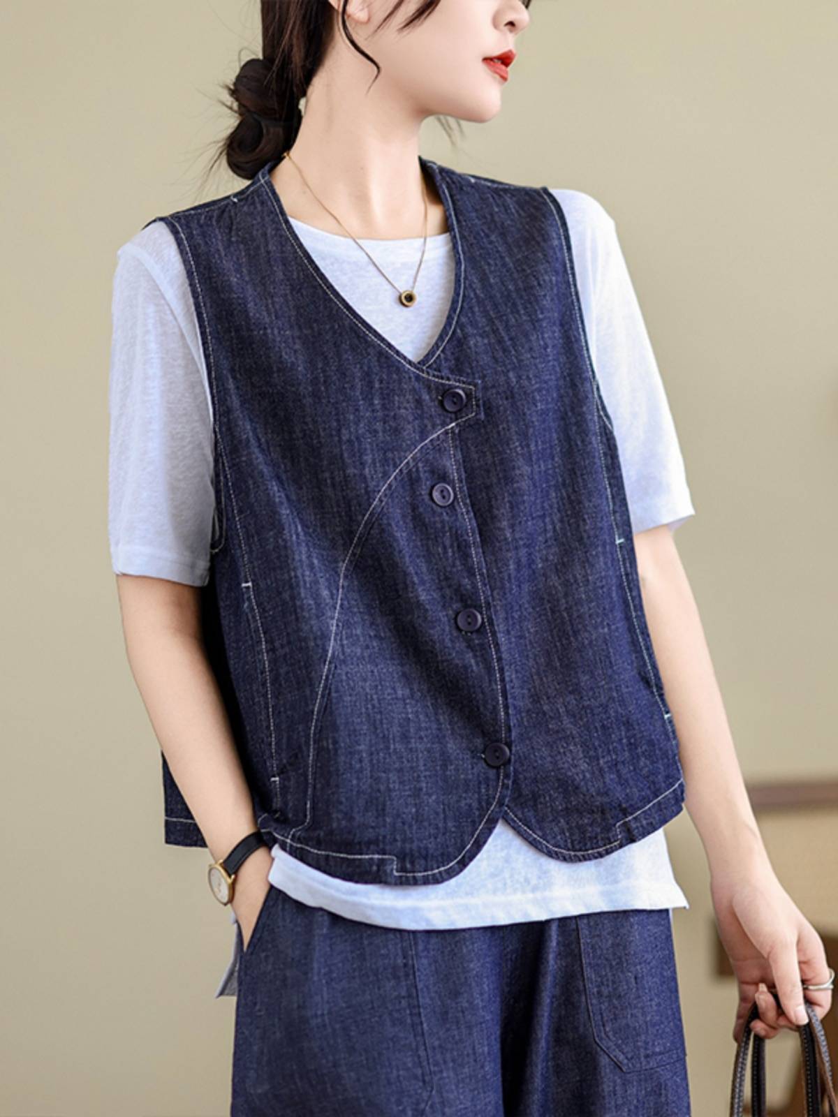 Retro denim vest jacket female summer European niche design sense is loose and casual full -match shoulder vest top