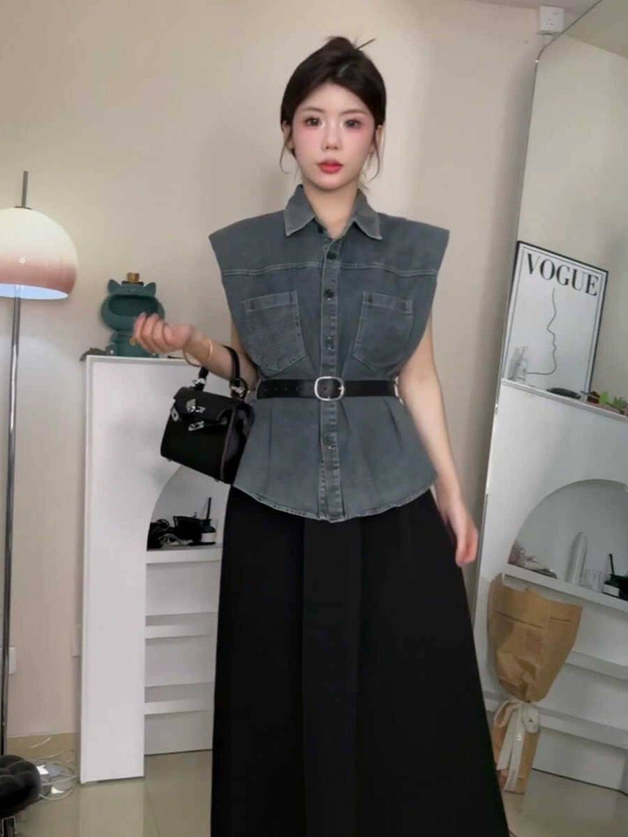 The Koreans are wearing two pairs of tweeds with their cuffs and tweeds