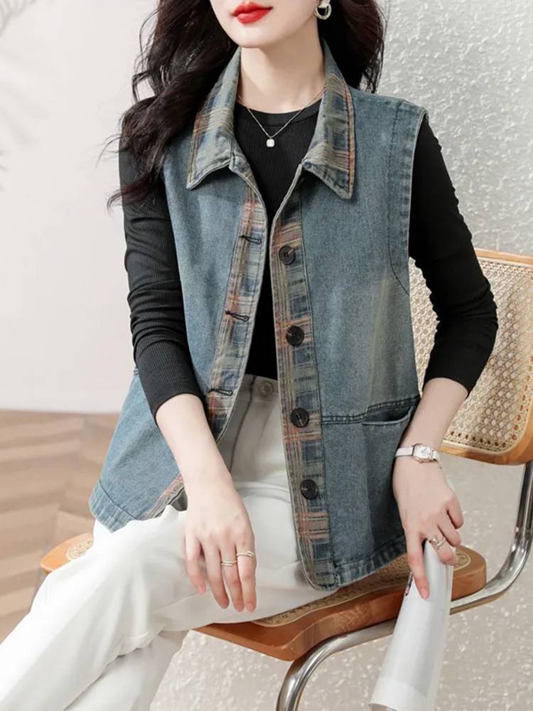 Retro leisure denim vest sleeveless short jacket 2024 new fashion European cargo versatile vest horses clip