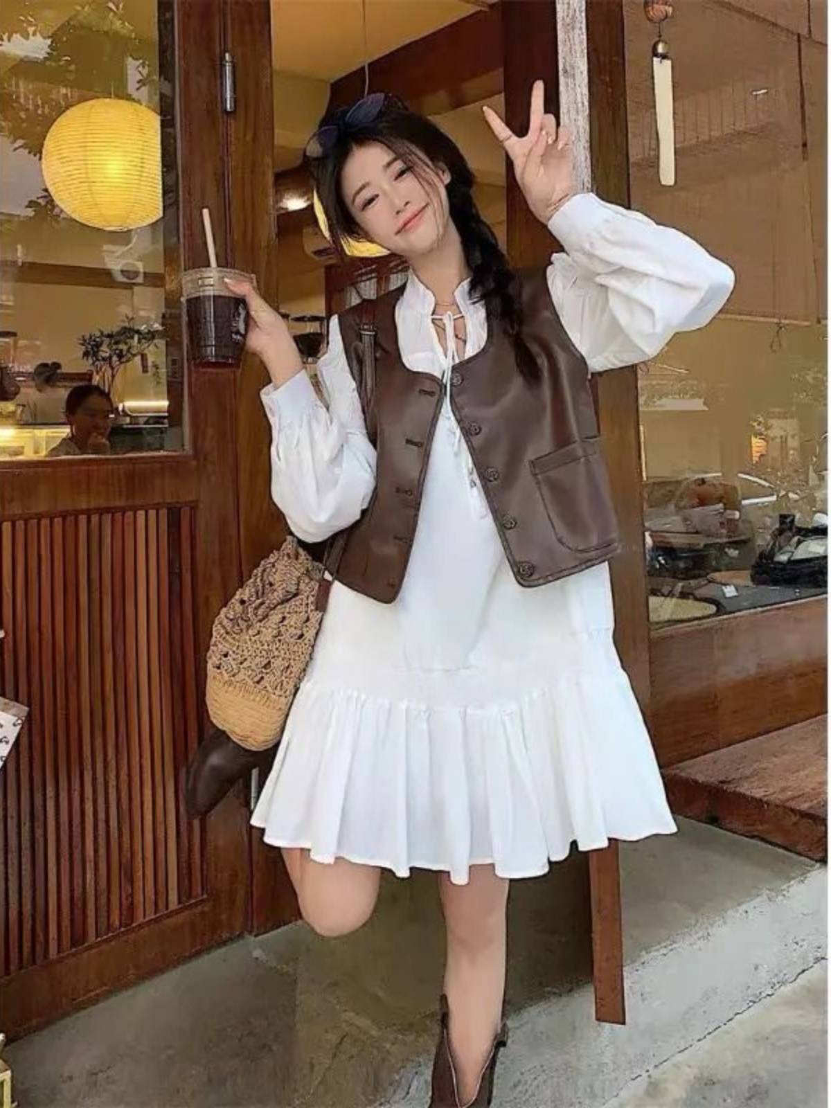 Pimajia female 2024 spring and autumn new retro wild round collar horseshop Korean version of sleeveless and shoulder vest jacket jacket