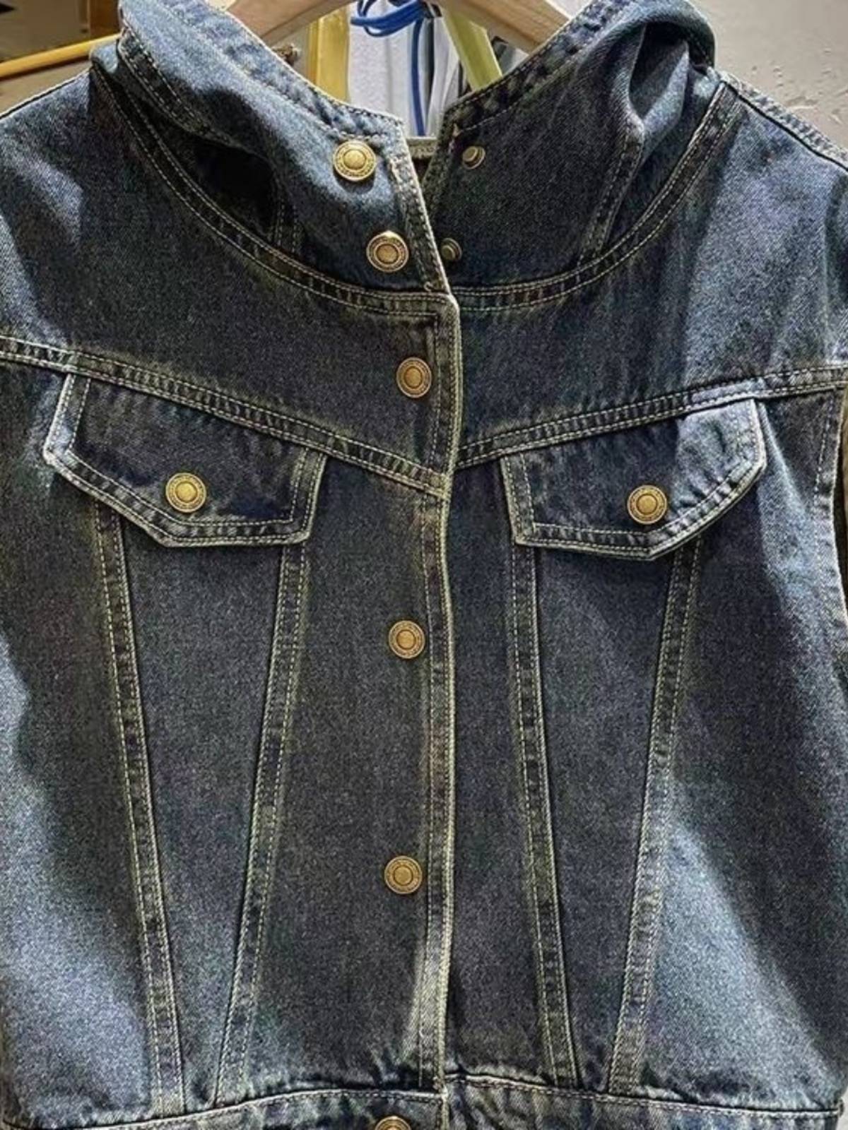 European goods sleeveless shoulder hooded denim jacket female autumn horses horses, small short vest jackets outside the top