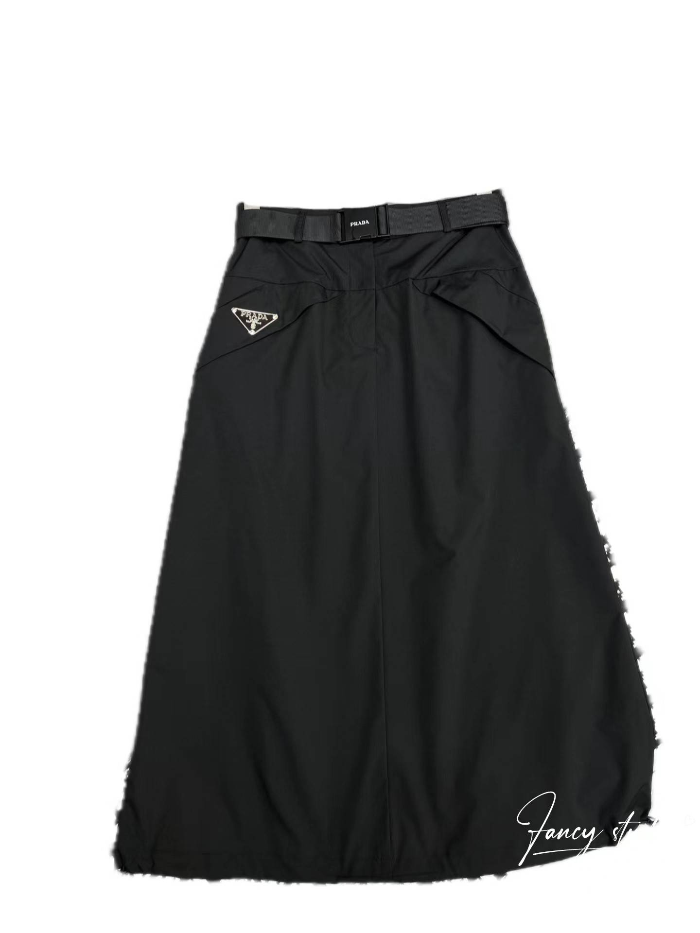 Spot PRADA/Prada's new classic triangle logo sacred vest short sleeve outer sleeve men's skirt women's suit