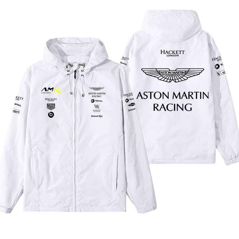THE ASTON F1 MARTIN RACES ACROSS THE COUNTRY