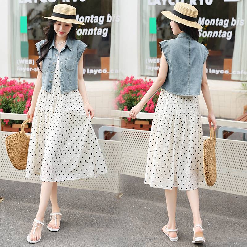 Summer thin sleeveless denim outer female 2024 new small small tales, shoulder vest vest vest vests with dress