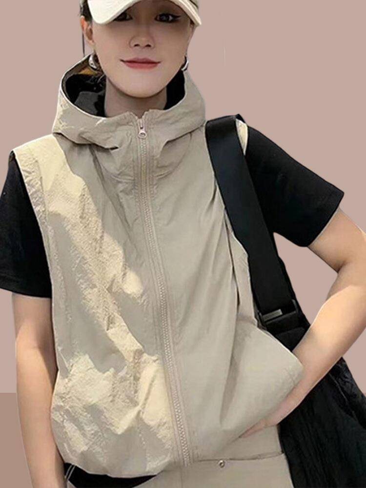 The sunscreen girl, 2024 summer, a new tan coat, a large, thin hat and coat