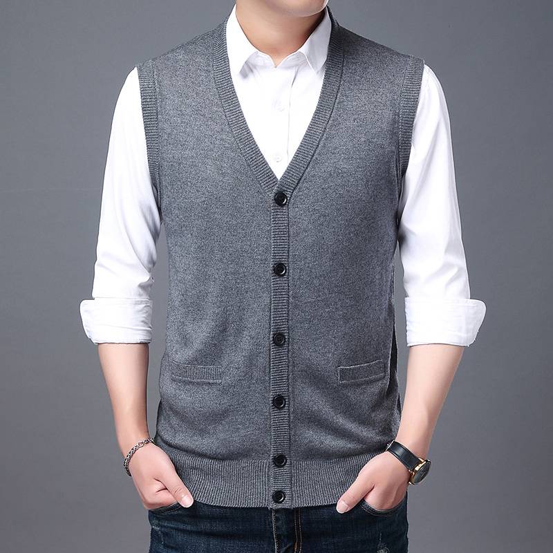Woodpecker pure wool sweater men's knitted vest vest vests autumn and winter V -neck casual pure color sweater rhone horse clip