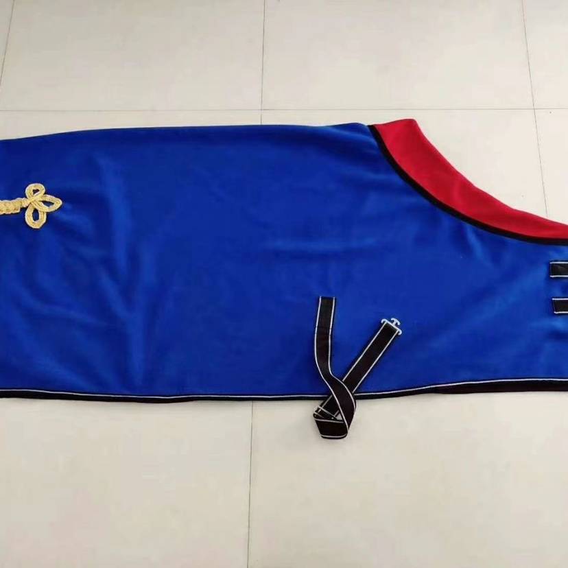 Particle velvet snorkels, turpentines to keep the horse warm, spring and fall horse clothes