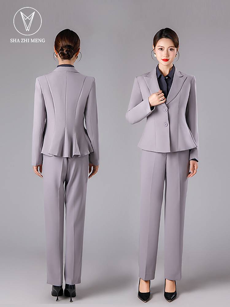 New shirts, new banker's shirts, light gray jackets, suit suit, suit