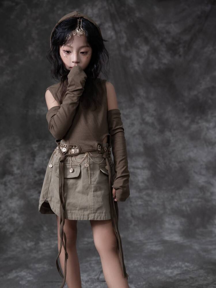 Girls' dunes waste earth wind catwalk show, Cavaliers Western denim denim Galad children's retro punk car model set