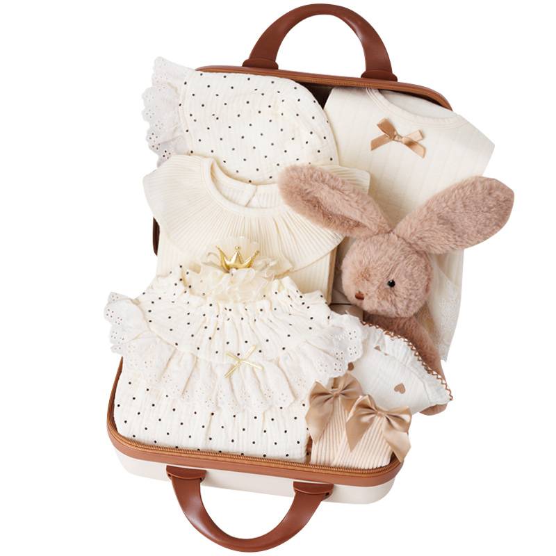 Baby newborn baby clothes gift box pure cotton suit newborn meets the gift full moon gift Baitian female treasure high -end