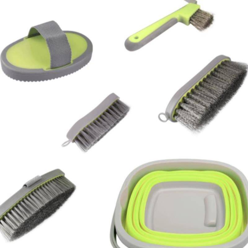 The new folding bucket set 6 -piece horse cleaning horse house supplies horse horses 8801082