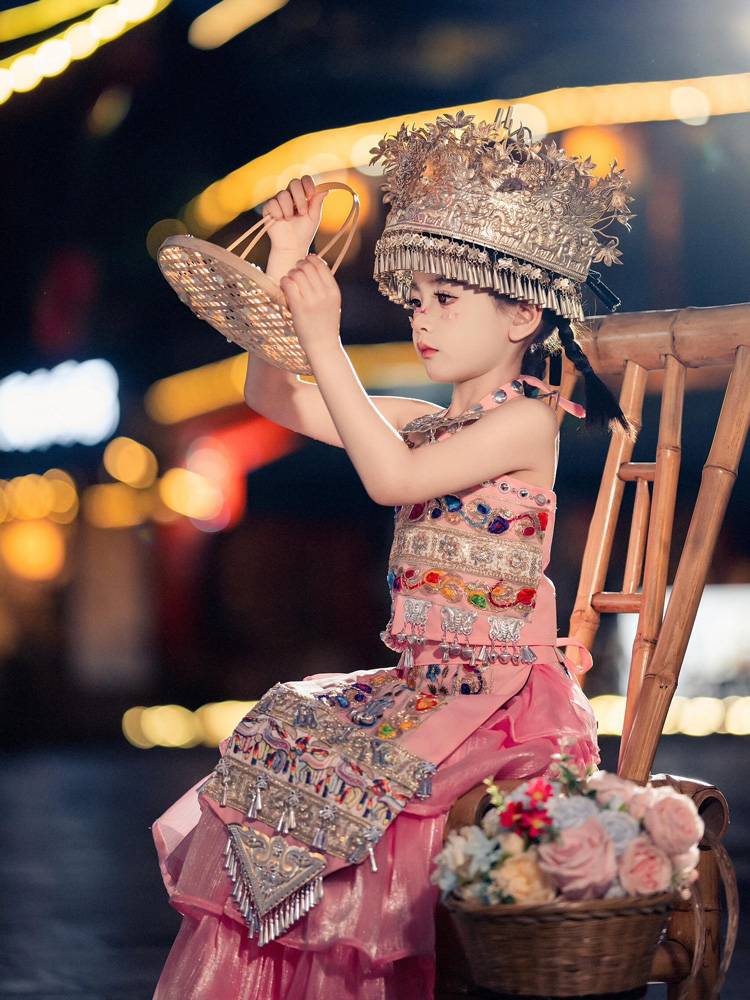 Children's Miao clothing girls minority performance clothing clothes Yunnan Guizhou Tujia Dai dance performance clothing