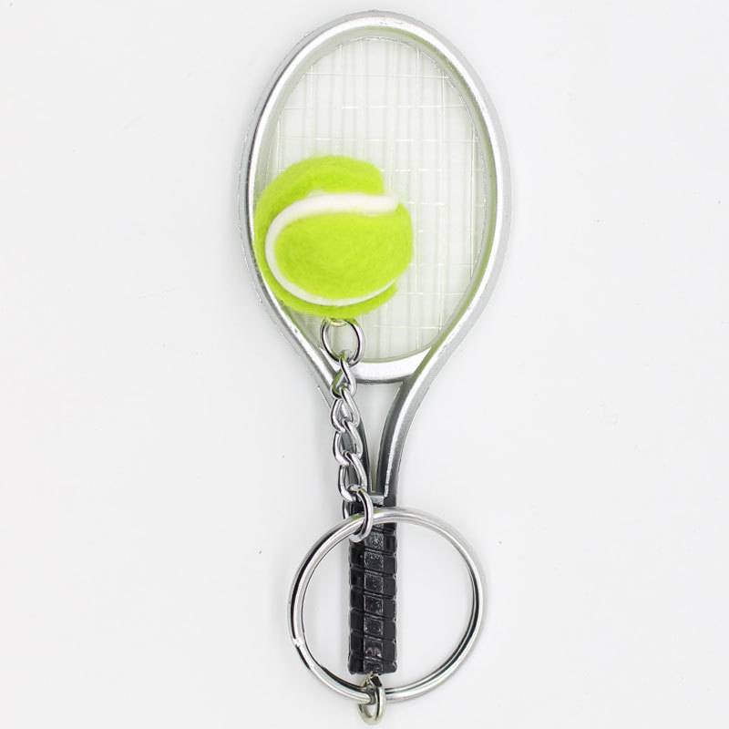 Tennis bat, one ball