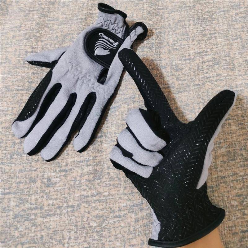 Horse gloves are smooth and comfy