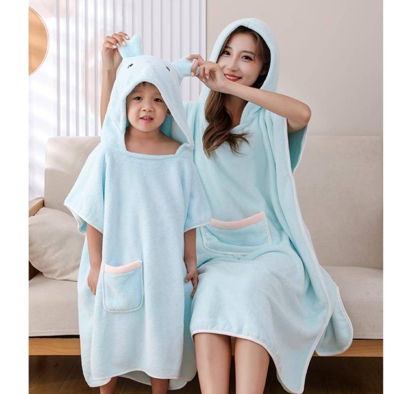 Set bathrobe women's bath towel -type household better than pure cotton water absorption parent -child bathrobe bath towel cape Children bath can be worn
