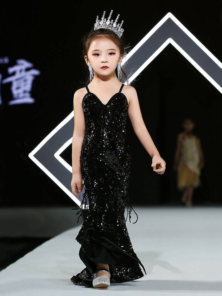 Children's Dress 2024 New Model Clothing Show Girl Black Fish Tail Skirt Violin Fashion Performance Service Tide