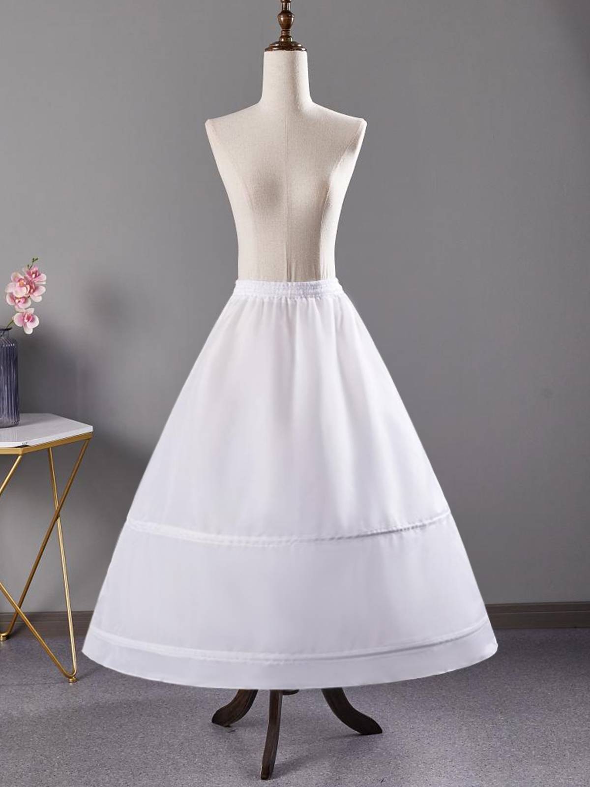 All kinds of wedding skirts are super large Gabon adjustable fish bones long models of Lolita flower marry wedding dresses with inside skirts
