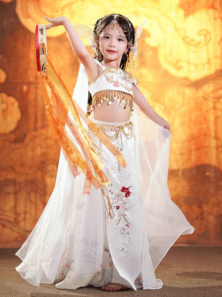 Children's performance service Dunhuang Feitian Hanfu dance service girl classical dance rebound pipa exotic performance service