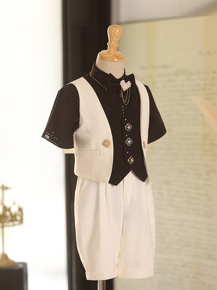 Children's suit set Boys 2024 new white handsome catwalk flower girl little dress host piano summer