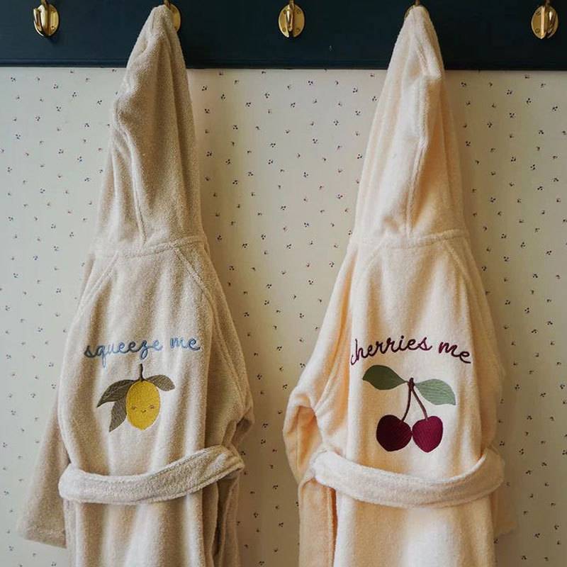 24 years of KS new flang children's bath towel cloak with hat can wear water absorption bathing bathrobe