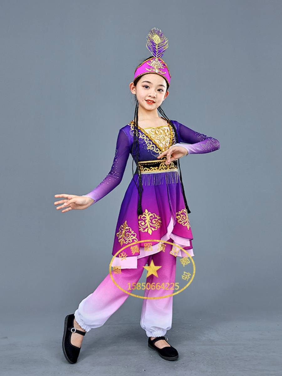 Children's Xinjiang Dancers Instead