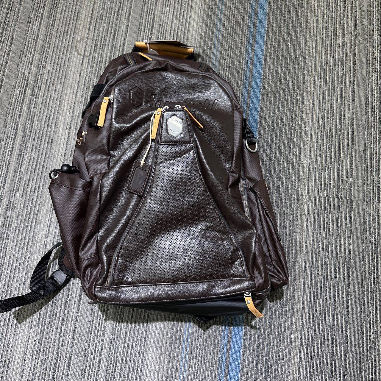 SS TAN