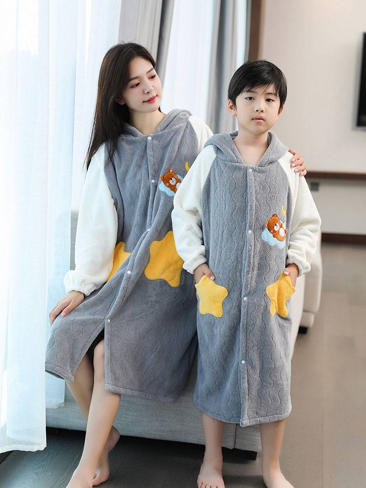 Children's bathrobe can be worn, wrapped in male and female children's bath towels, non -pure cotton babies, hats, pajamas, water absorption parent -child bathrobe