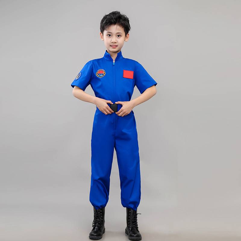 High-quality blue short sleeves with cotton in them