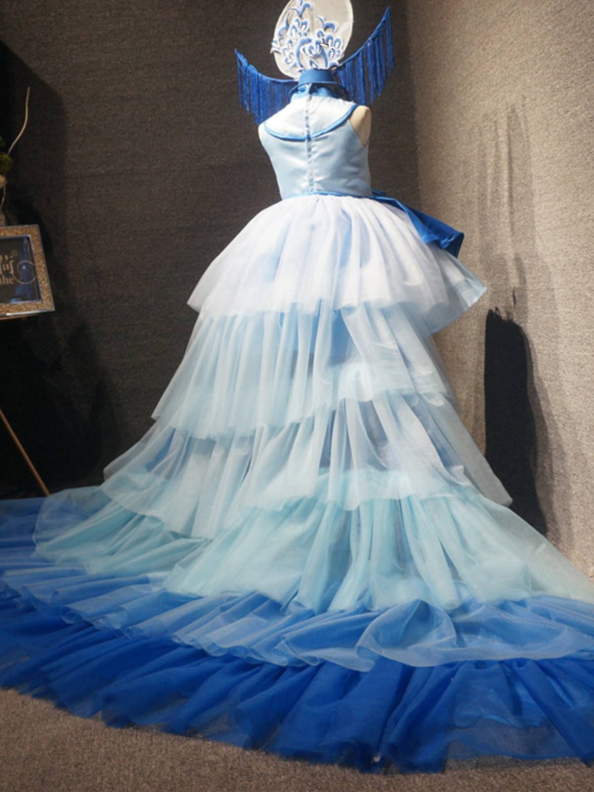 Xinji Children's Blue Dragon Dress Girl Blue and White Porcelain Chinese Wind Motor Stecule Performance Performance Service