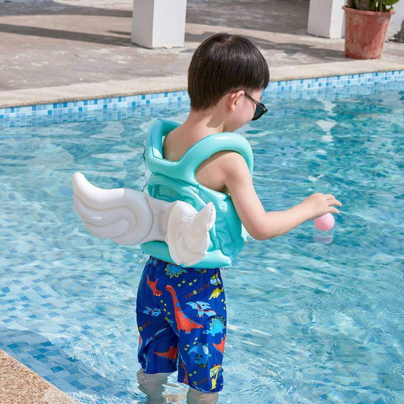 The new children's swimming circle angel vest wings net red inflatable 2-8 year old baby life jacket buoyant water sleeves