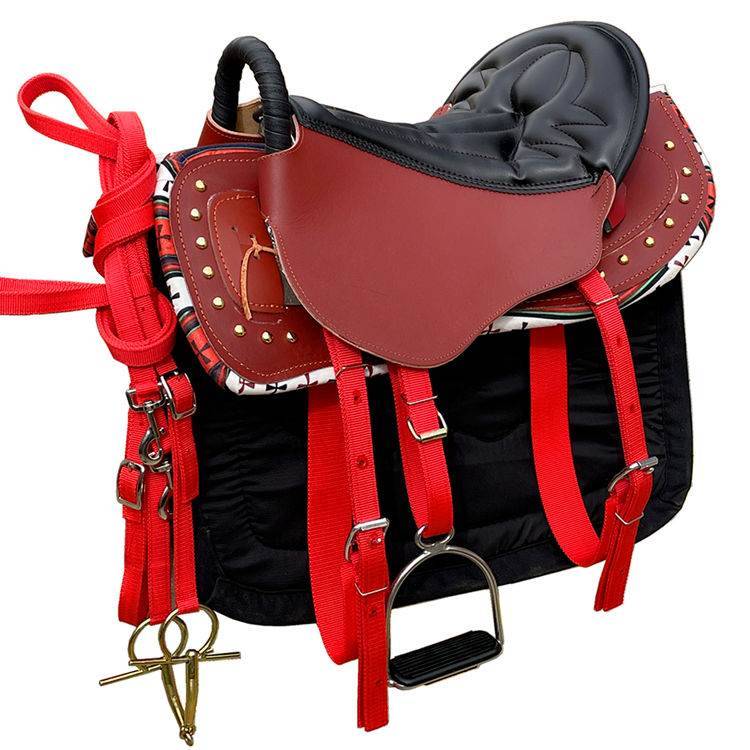 Reinforce the tan saddle + red line for all the big horses