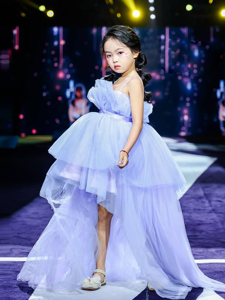 Girls' Dress Princess Skirt 2024 New Western Light Luxury Small High -end Children's Walking Dragon Piano Performance Service