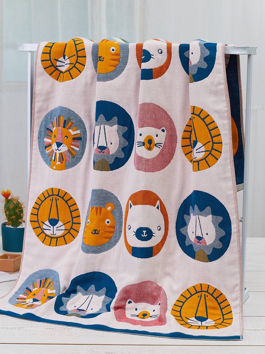 Pure cotton gauze bath towel four layers of large towels absorb water, cotton does not drop hair, children's house men and women adults bathing towels