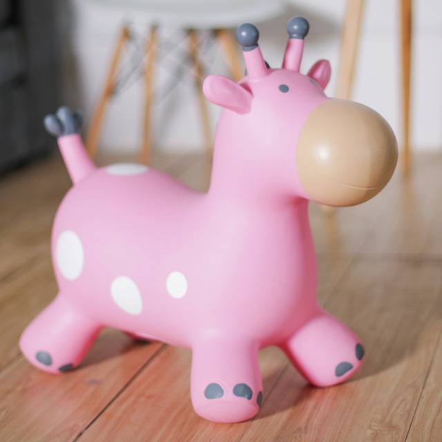 ♪ With a moose pink ♪