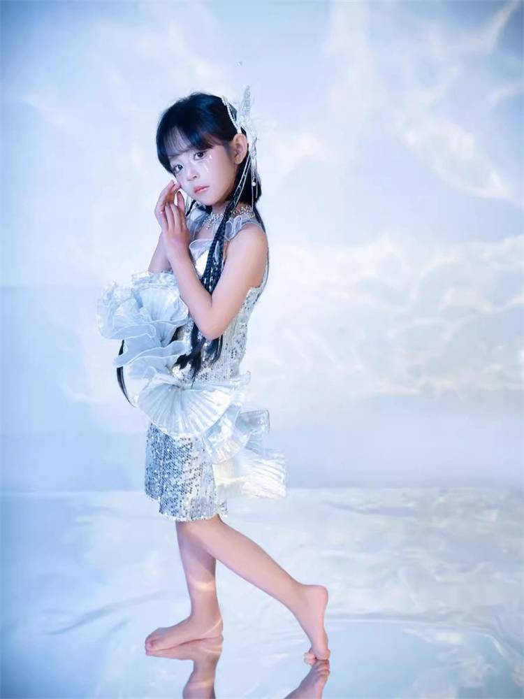 Children's Mermaid Fantasy Technology Sensory Locomotive Trending Girls' Plurium Show Dress Liuyi Ocean theme