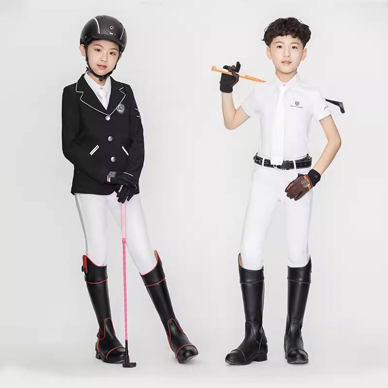 Horsepants on horsepants, horsepants on horsepants, men and women on horseback with silicone, eight-foot-pants on horsepants