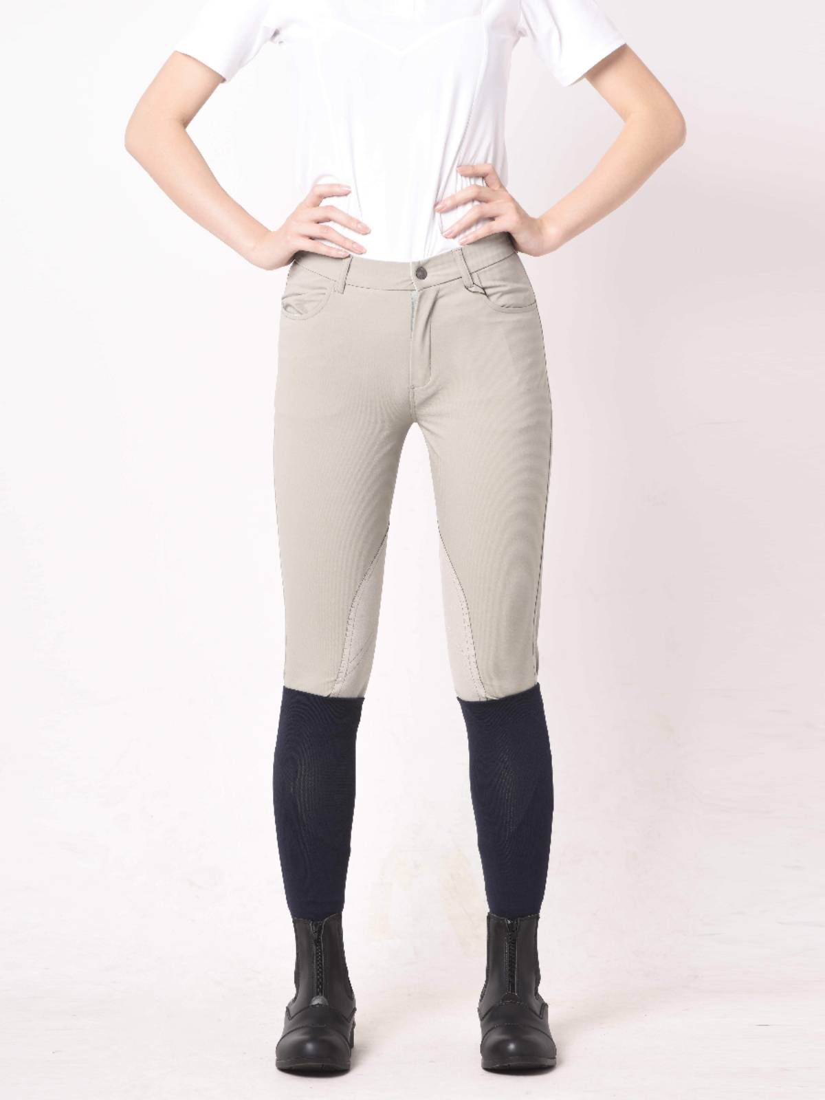 HORSEPANTS ON HORSEPANTS, HALF-COVERED HORSEPANTS ON HORSEPANTS AND HORSEPANTS ON HORSEPANTS AND HORSEPOWDER ON HORSEPOWDER