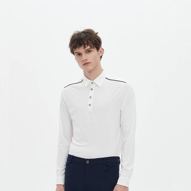 The horseman's long-sleeved t-shirts are equipped with a summer horse racing