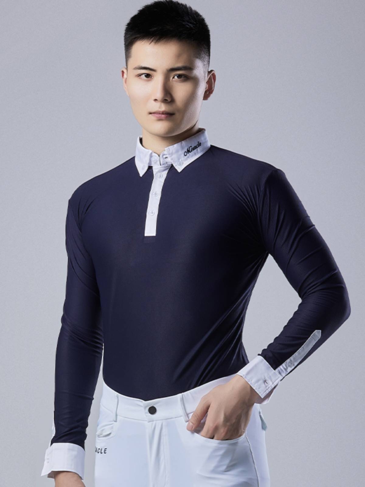 QUICK-DRY HORSE CUFFS AND T-SHIRTS ON HORSE POLO'S WHITE-SUITED KNIGHTS' SHIRTS