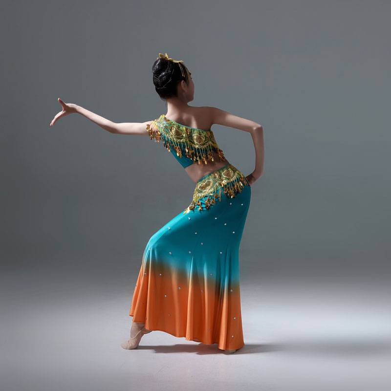 New children's Dai dance performance service girl Dai peacock dance dance bag hip fishtail skirt young children national performance service