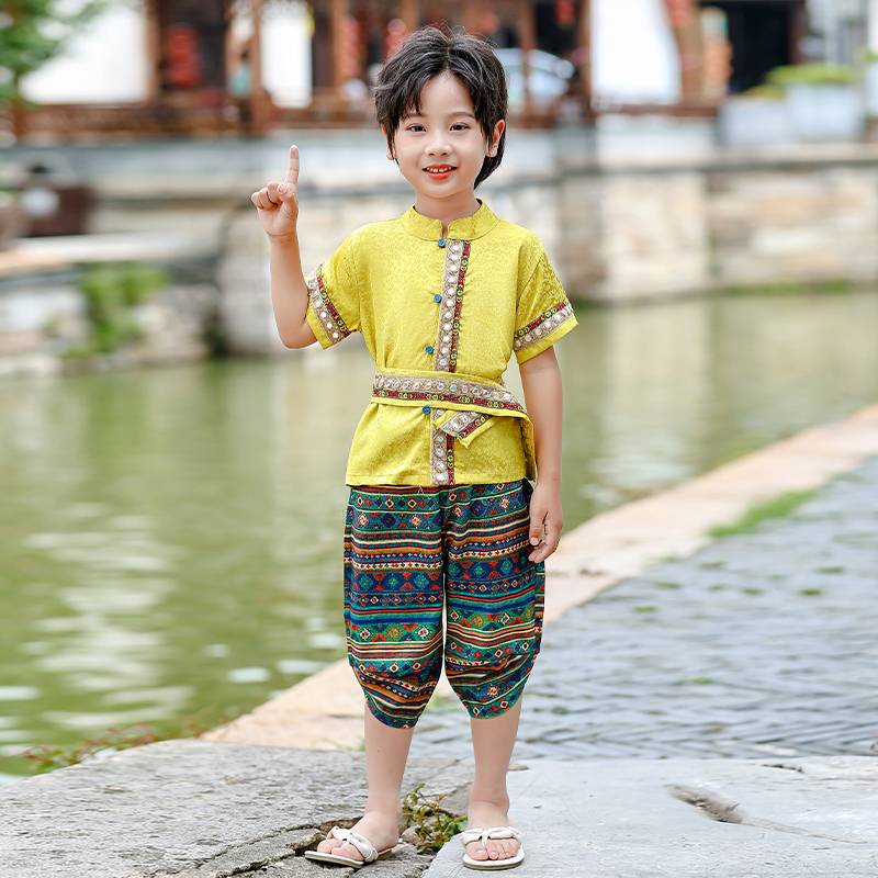 Boys Dai Costume Set Pour Water Slim Water Slim Water Female Ethnic Minority Hanfu Children Yunnan West Shuangdian Na clothing tourism