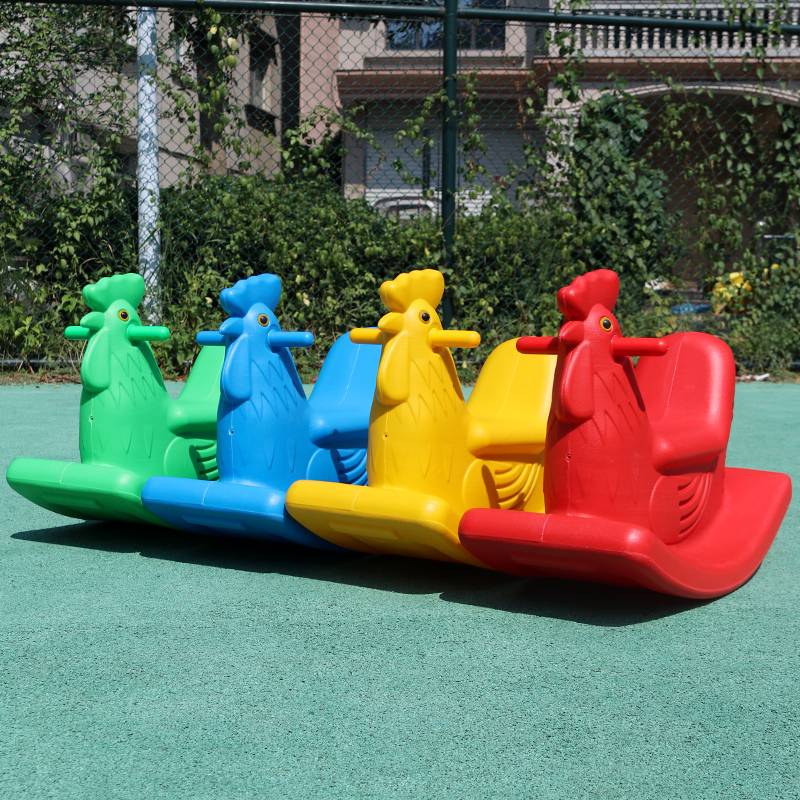 A special four-coloured chicken