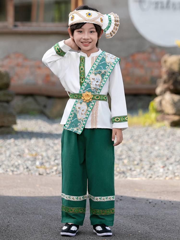 Children's Dai Dance Performance Services West Shuangda Noodles Ethnic Uncle's National Style Style Shooting
