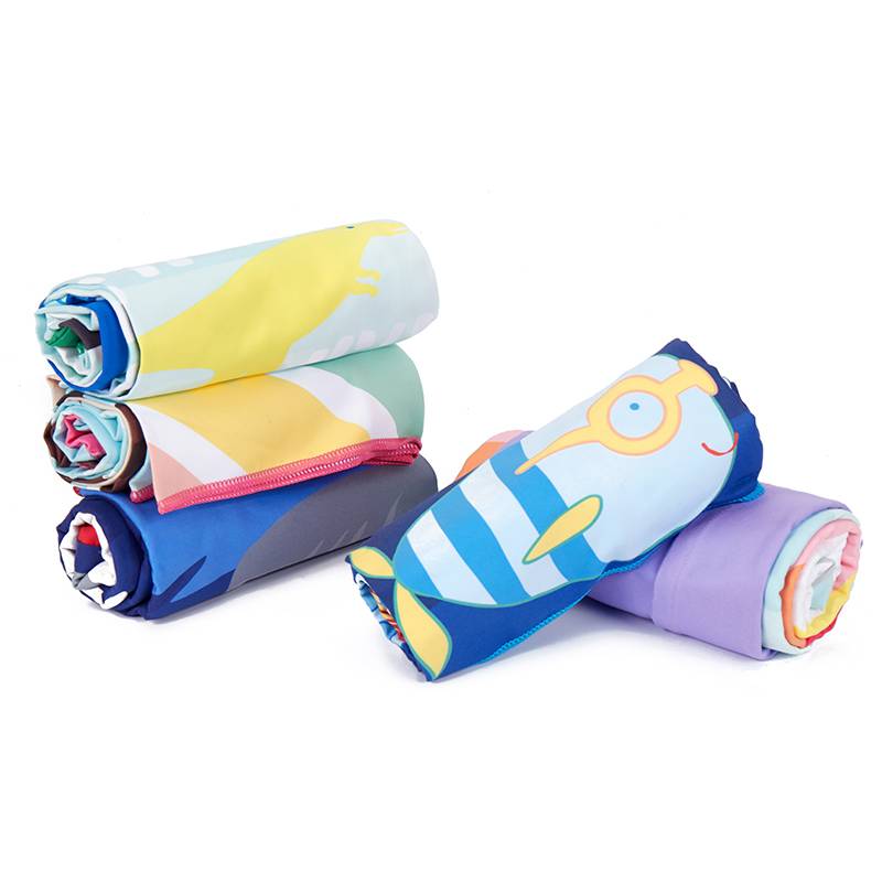Children's summer seaside fast dry bath robe beach swimming towels, water absorption with hats, bath towels thin cloak men, big man