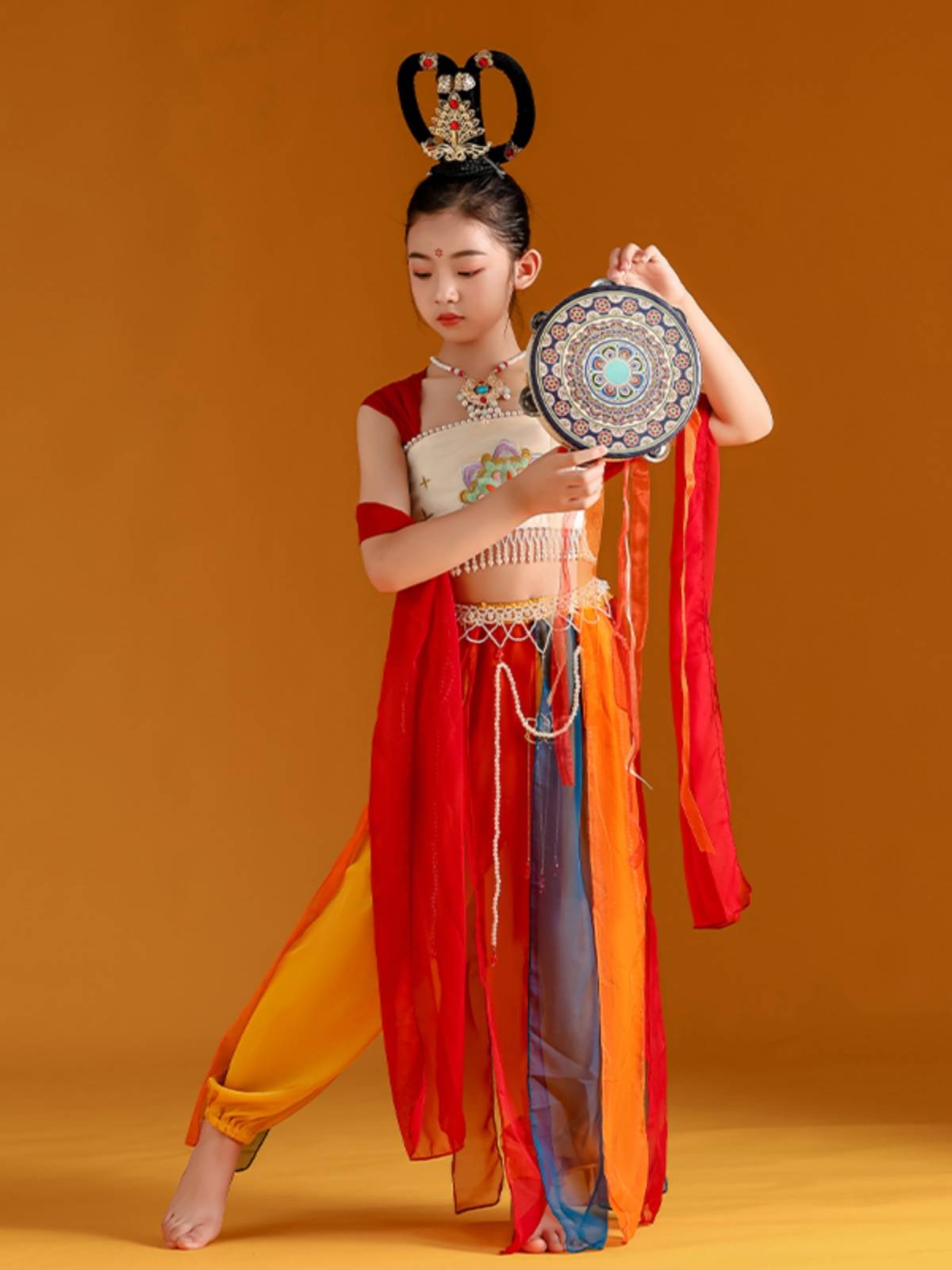 Dunhuang Feitian Dance Server Children Flying Drum Performance Servant Classical Bounce Pipa Exotic Performance Service