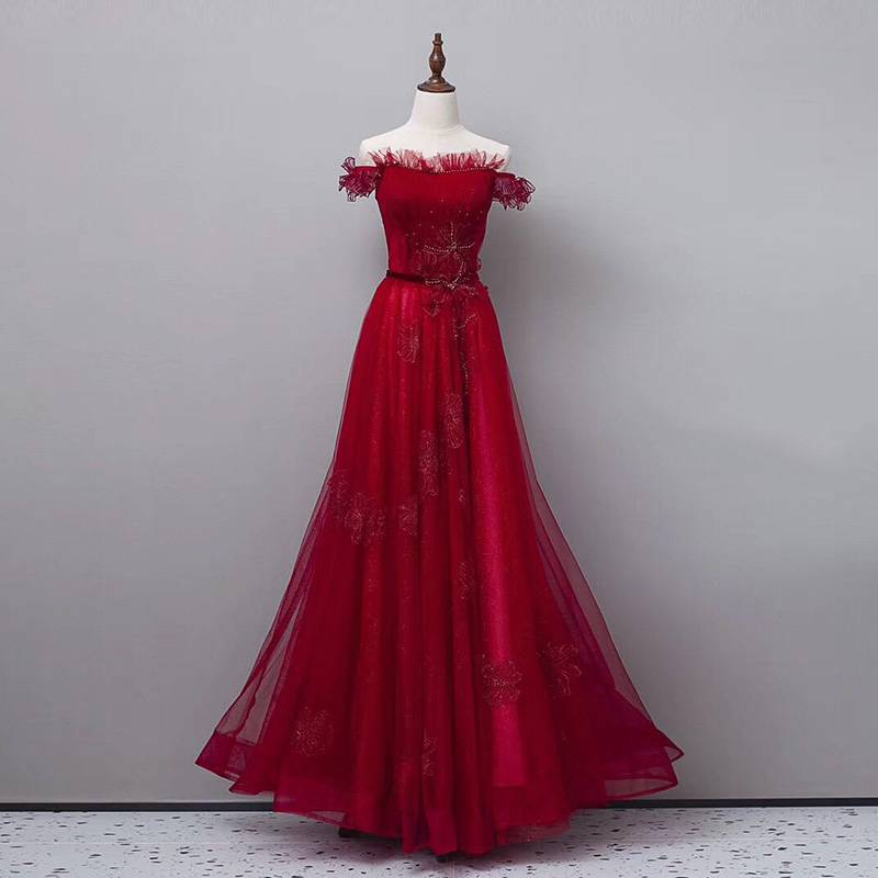 Clothing store model shelf, half -body female model, women's clothing, full -body fake human body window wedding display rack