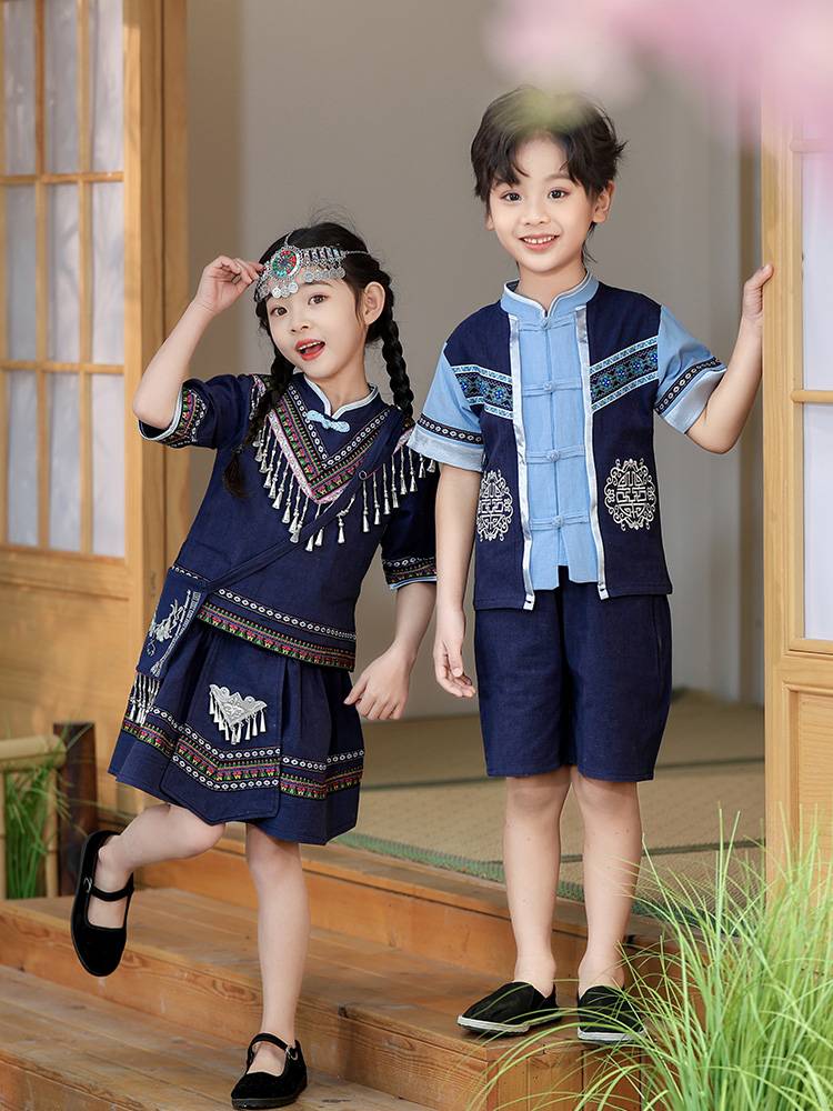 March III Children's Ethnic Minority Clothing Guangxi Zhuang Dai dance dance suit set spring and summer short -sleeved performance clothing